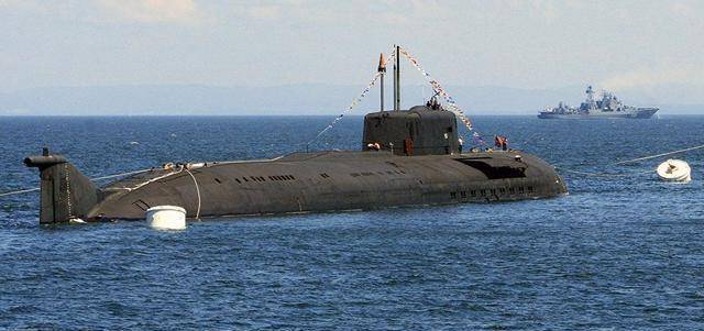 苏联上世纪的产物排水量46000吨可以携带20枚P-39型导弹